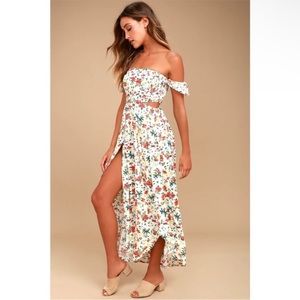 Lulus off the shoulder floral print maxi dress